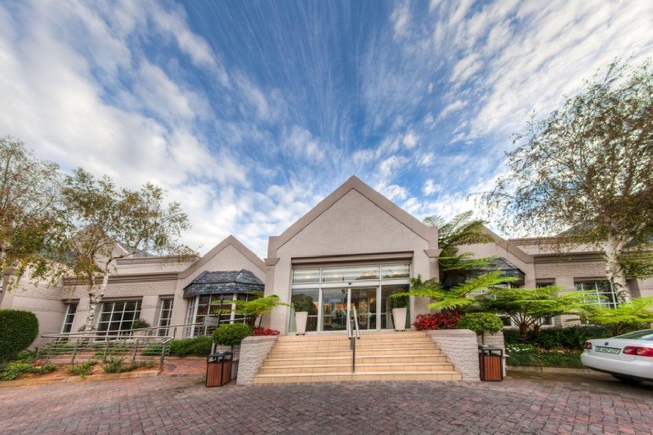 City Lodge Hotel Sandton, Morningside Йоханнесбург Экстерьер фото