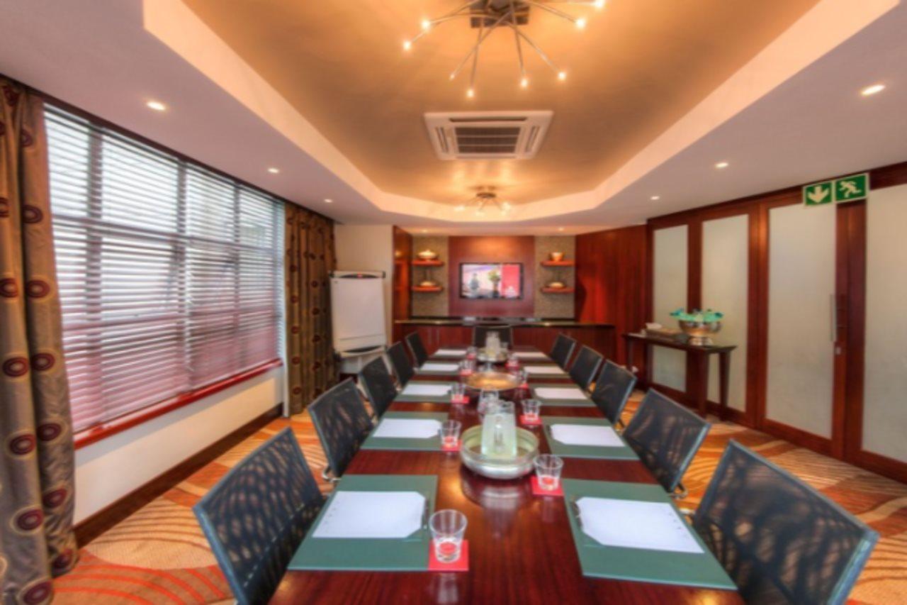 City Lodge Hotel Sandton, Morningside Йоханнесбург Экстерьер фото