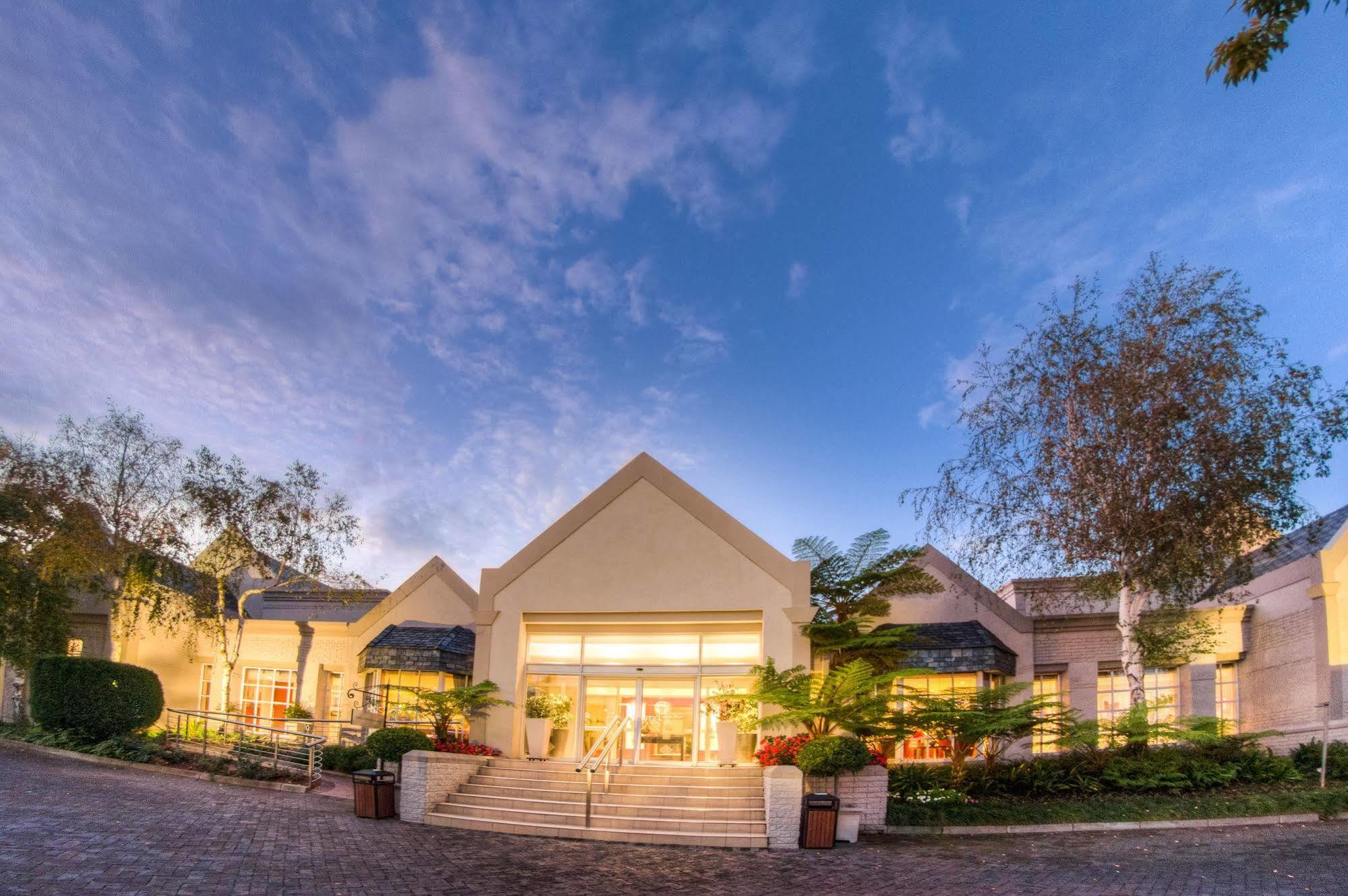 City Lodge Hotel Sandton, Morningside Йоханнесбург Экстерьер фото