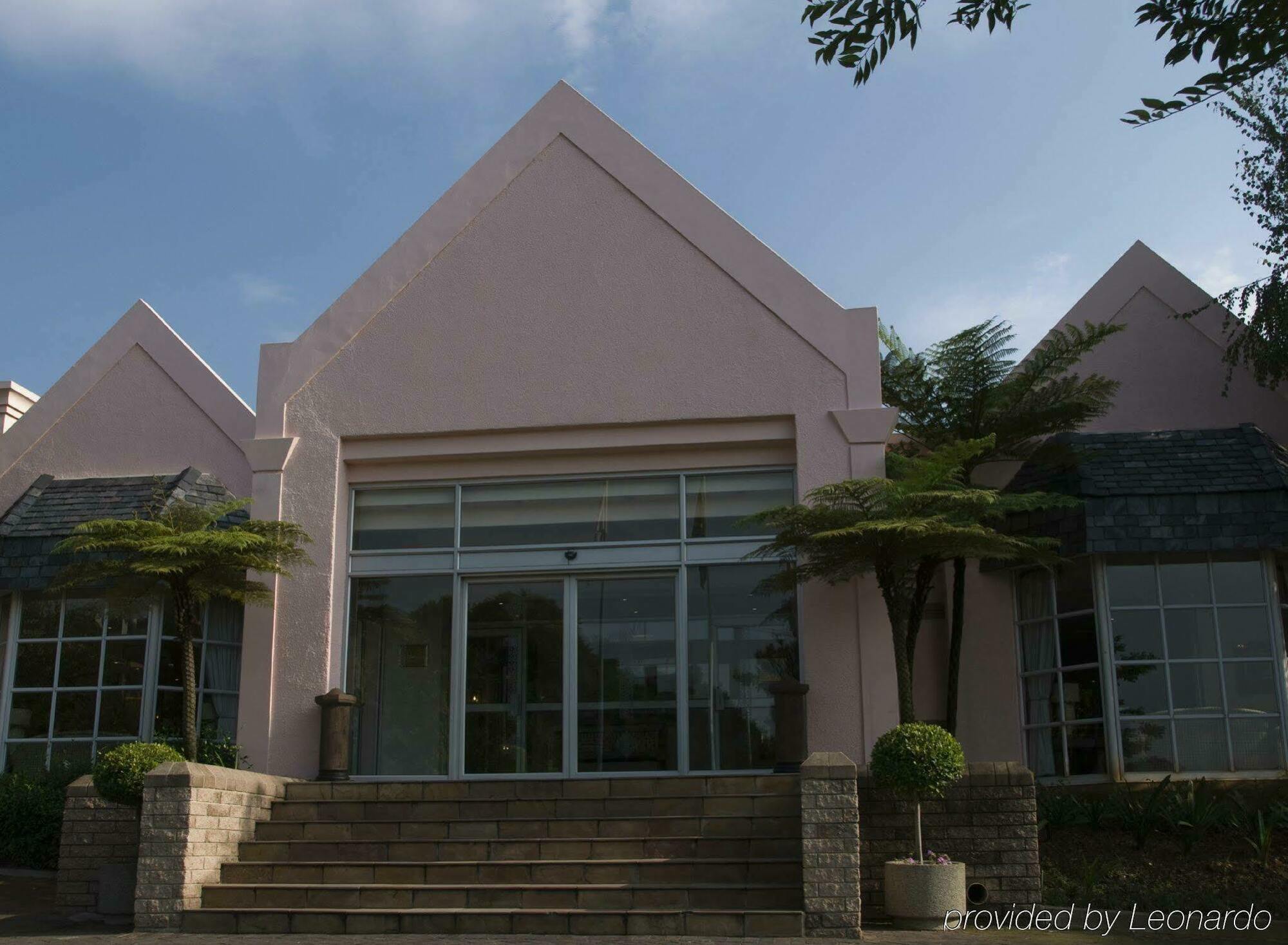 City Lodge Hotel Sandton, Morningside Йоханнесбург Экстерьер фото