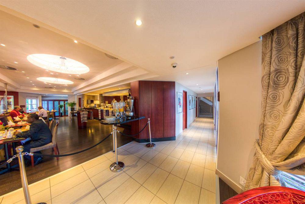 City Lodge Hotel Sandton, Morningside Йоханнесбург Экстерьер фото